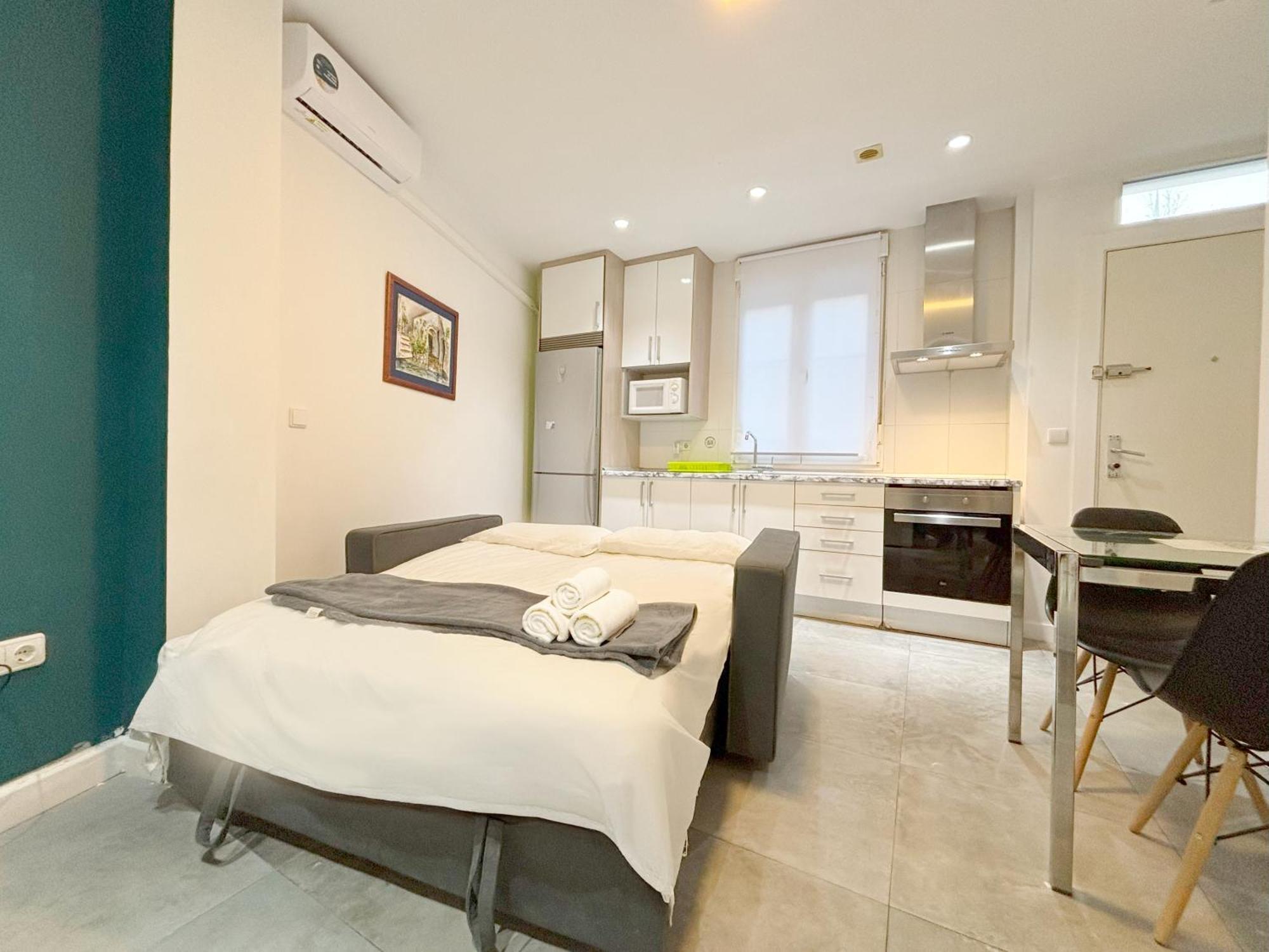 Ferienwohnung Luminoso, Con Patio Y Buena Zona Madrid Exterior foto